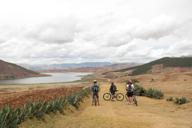 Cycling in Cusco Cycling in the Sacred Valley of the Incas