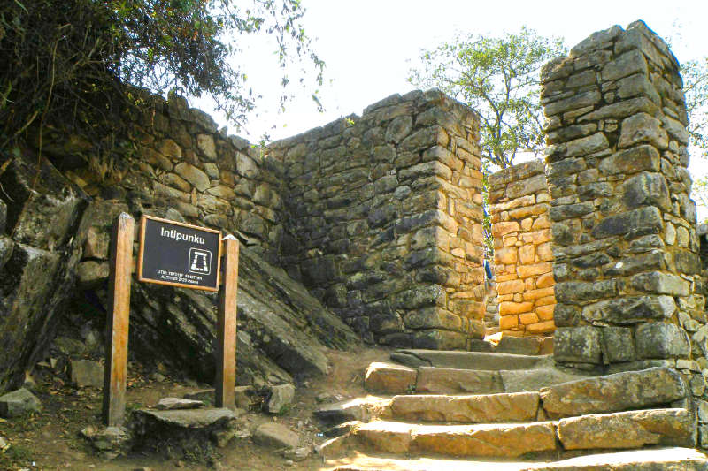 Entrance to the construction site in Intipunku